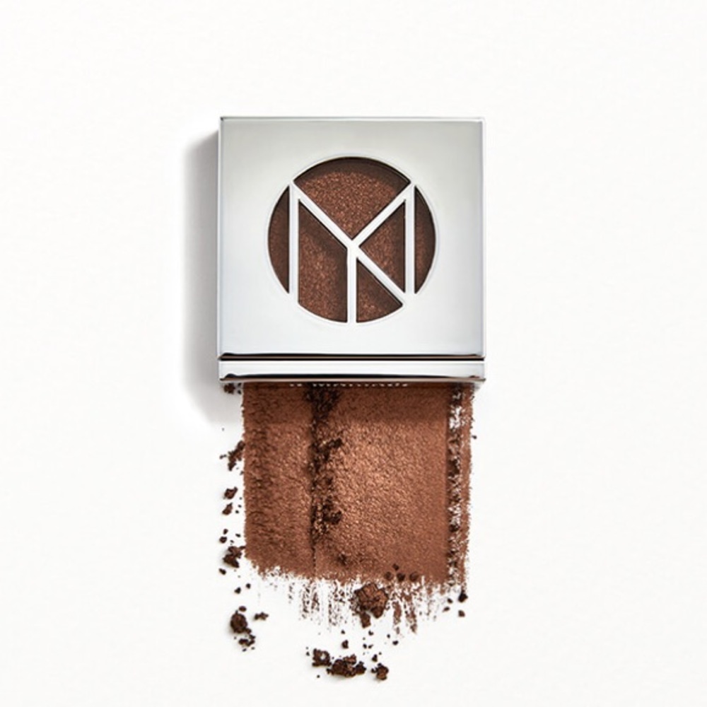 IL MAKIAGE Color Boss Eye Color in News Flash